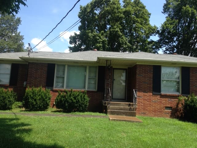 Roofing work by T & D Construction, LLC in Gallatin, Tennessee (photo 4 of 4)