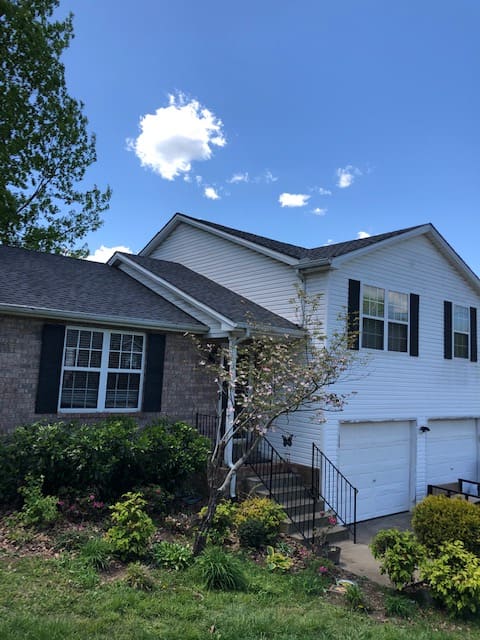 Roofing work by T & D Construction, LLC in Gallatin, Tennessee (photo 3 of 4)